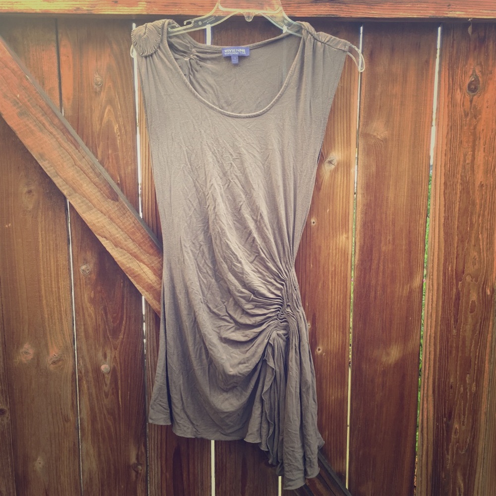 ❌ SOLD Vivienne Tam Ruched Sleeveless top - S ❌